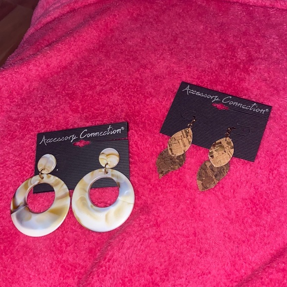 Brown and cream earrings - Picture 1 of 1